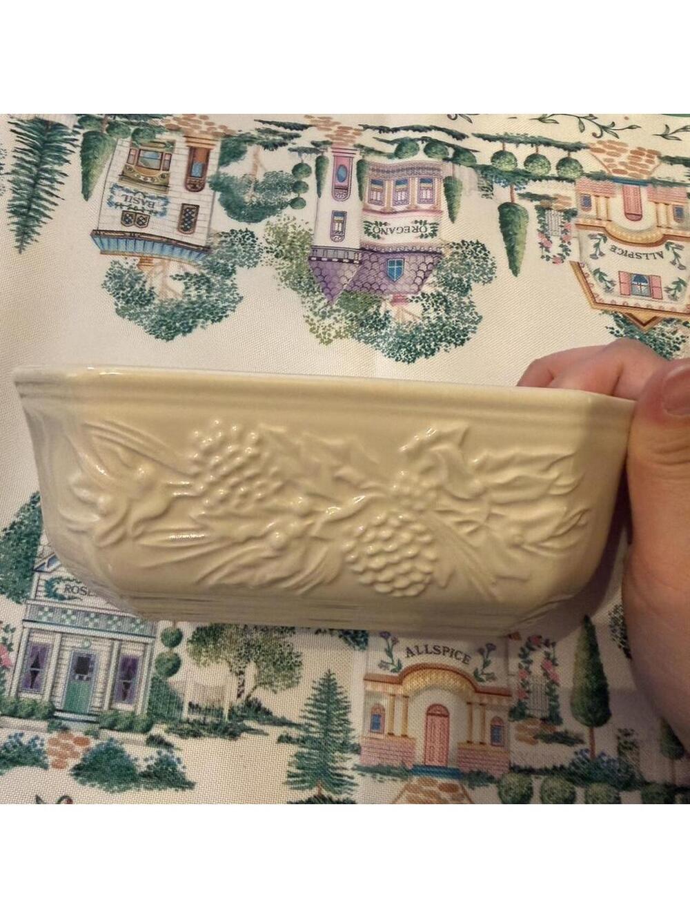 Longaberger Natures Garland Octagonal Ceramic Sauce Side Dish
